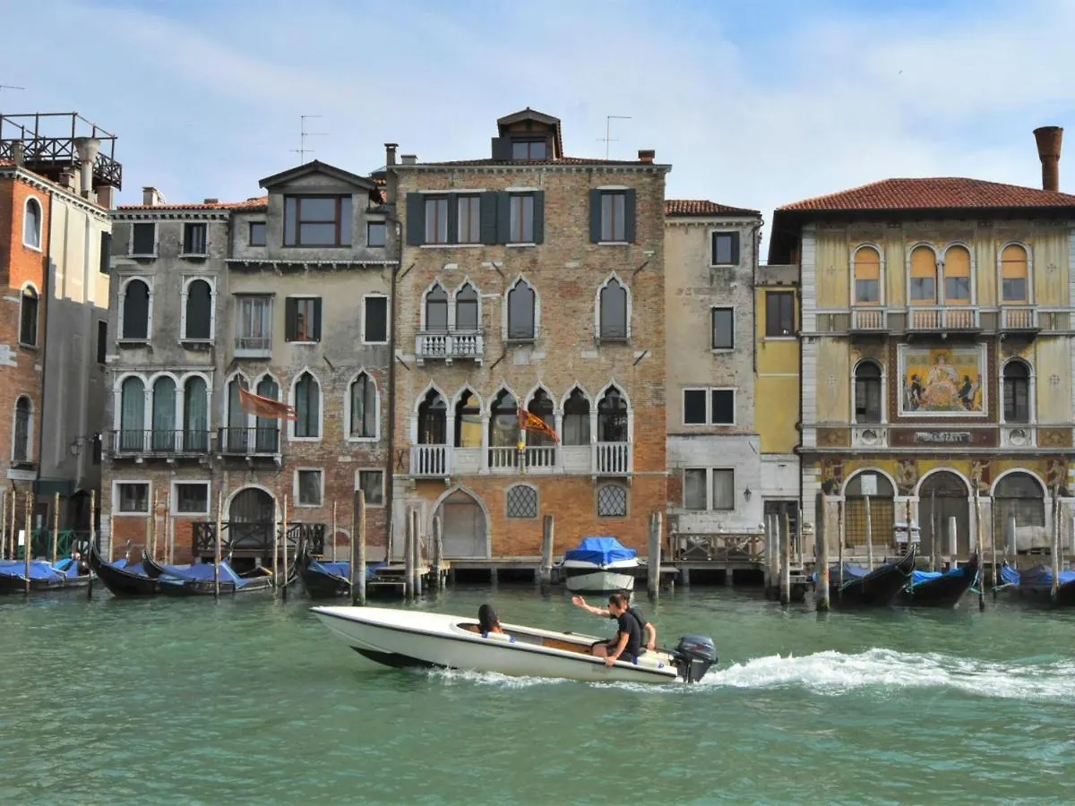 Apartment Fondamenta Del Rielo By Interhome Venedig